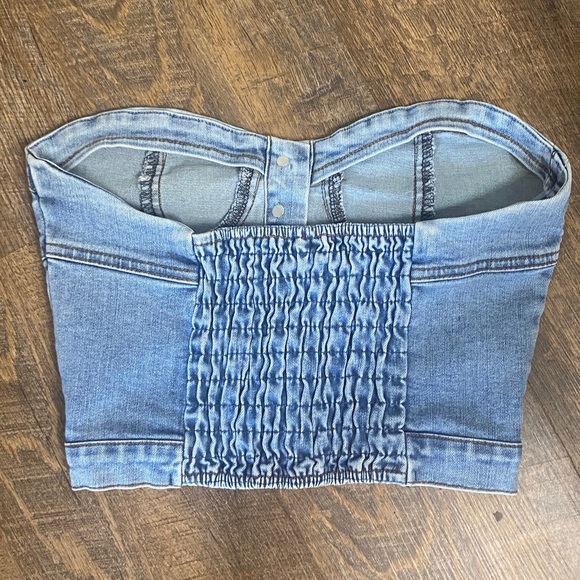 VINTAGE DENIM BUSTIER WITH BUTTON FRONT AND SHEERING IN BACK TO LOOK SNATCHED IN - Picture 7 of 12